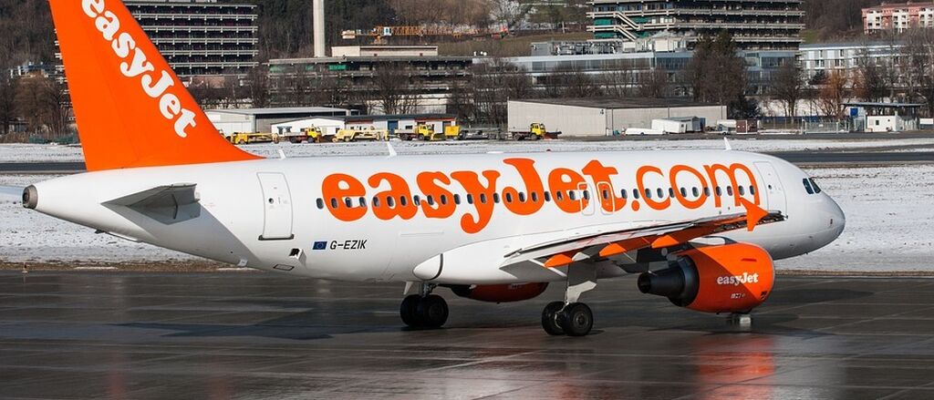 Easy Jet emergency landing