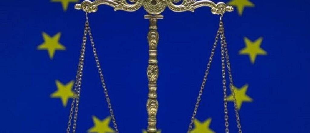 Bilancia della giustizia europea